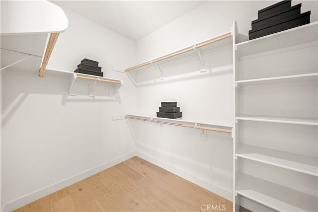 271 Lynx, Irvine, CA 92618