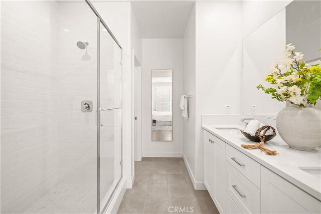271 Lynx, Irvine, CA 92618