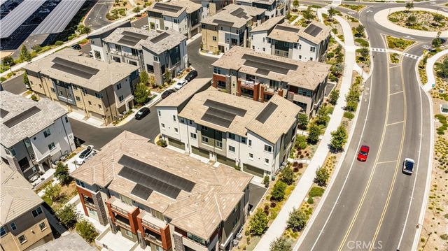 271 Lynx, Irvine, CA 92618