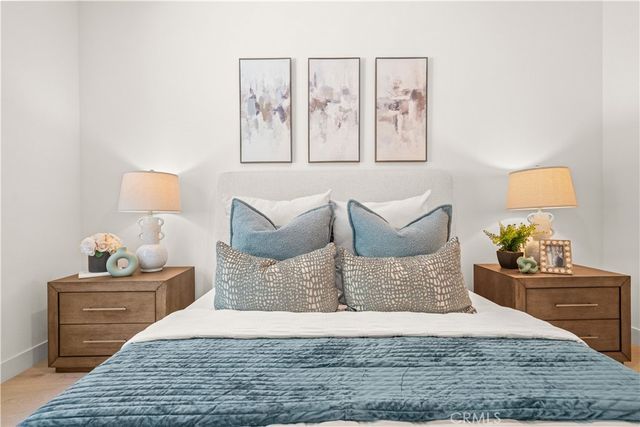 271 Lynx, Irvine, CA 92618
