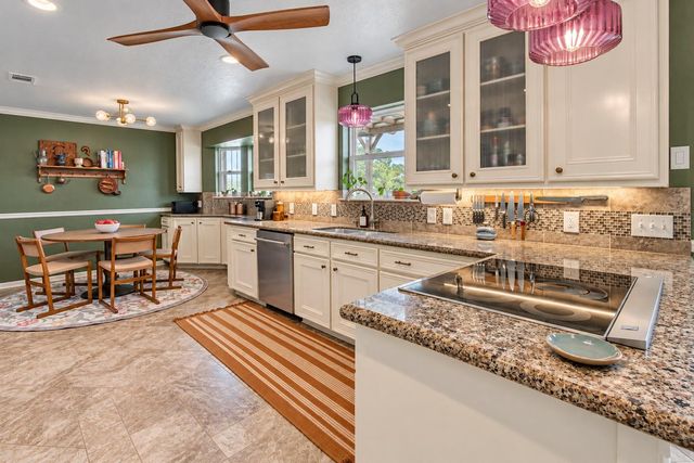 12315 Thaman Drive, Dickinson, TX 77539