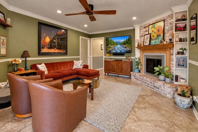 12315 Thaman Drive, Dickinson, TX 77539