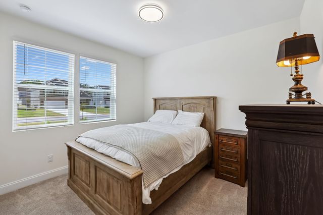 1722 Allwood Ave, Murfreesboro, TN 37128
