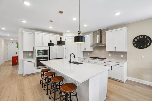 1722 Allwood Ave, Murfreesboro, TN 37128