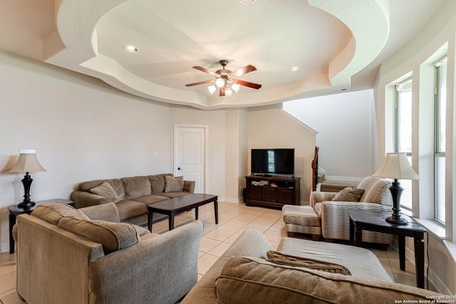 9807 Wismar, Helotes, TX 78023