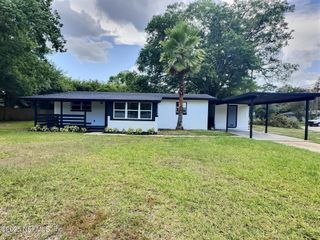 3704 RODBY Drive, Jacksonville, FL 32210
