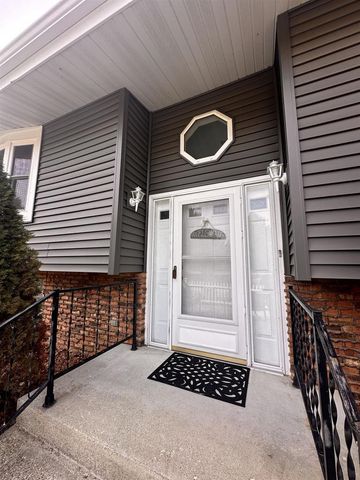 N7511 11th Avenue, New Lisbon, WI 53950