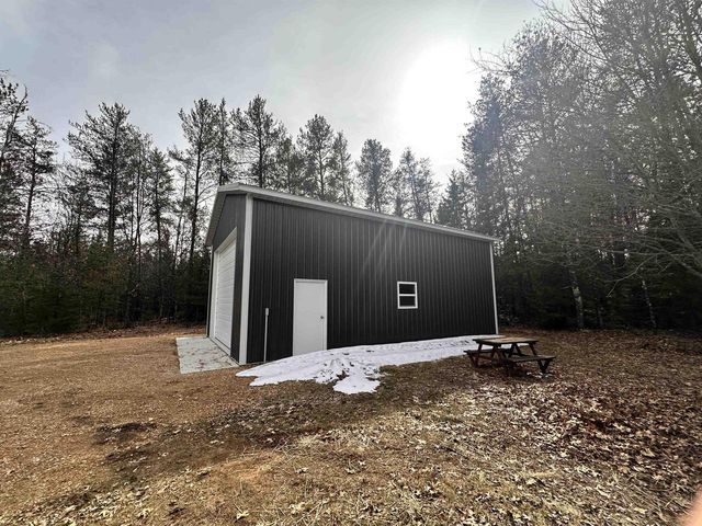 N7511 11th Avenue, New Lisbon, WI 53950