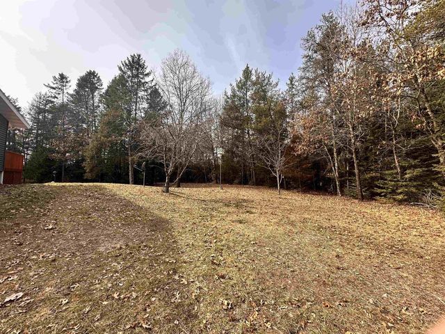 N7511 11th Avenue, New Lisbon, WI 53950