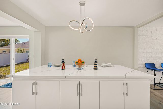 2111 S Peninsula Drive, Daytona Beach, FL 32118