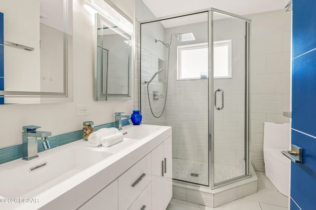 2111 S Peninsula Drive, Daytona Beach, FL 32118