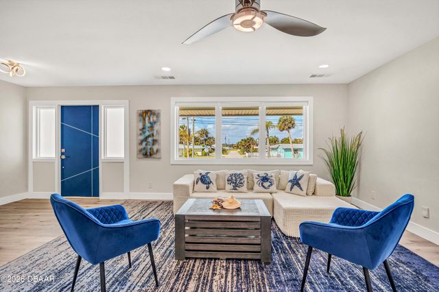 2111 S Peninsula Drive, Daytona Beach, FL 32118