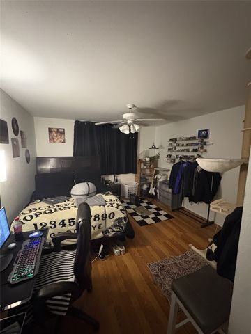 4676 Bracken Dr, Fort Worth, TX 76137