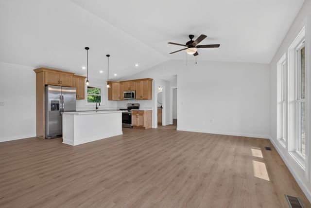 234 Bob Johnson LN, Cookeville, TN 38501