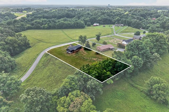 234 Bob Johnson LN, Cookeville, TN 38501