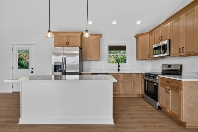234 Bob Johnson LN, Cookeville, TN 38501