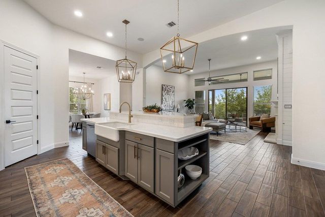 17641 Stratus CV, Dripping Springs, TX 78620