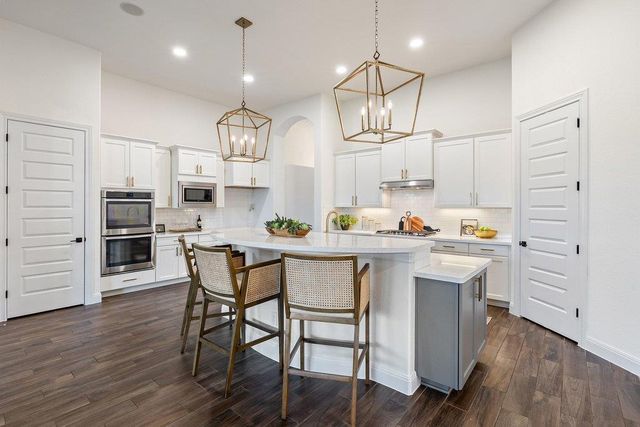 17641 Stratus CV, Dripping Springs, TX 78620