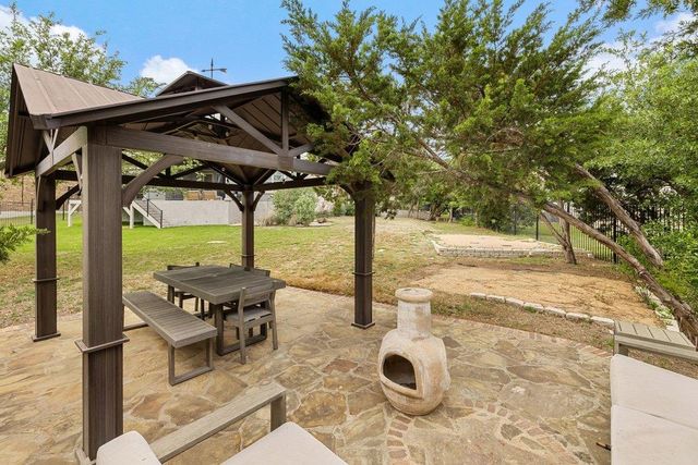17641 Stratus CV, Dripping Springs, TX 78620