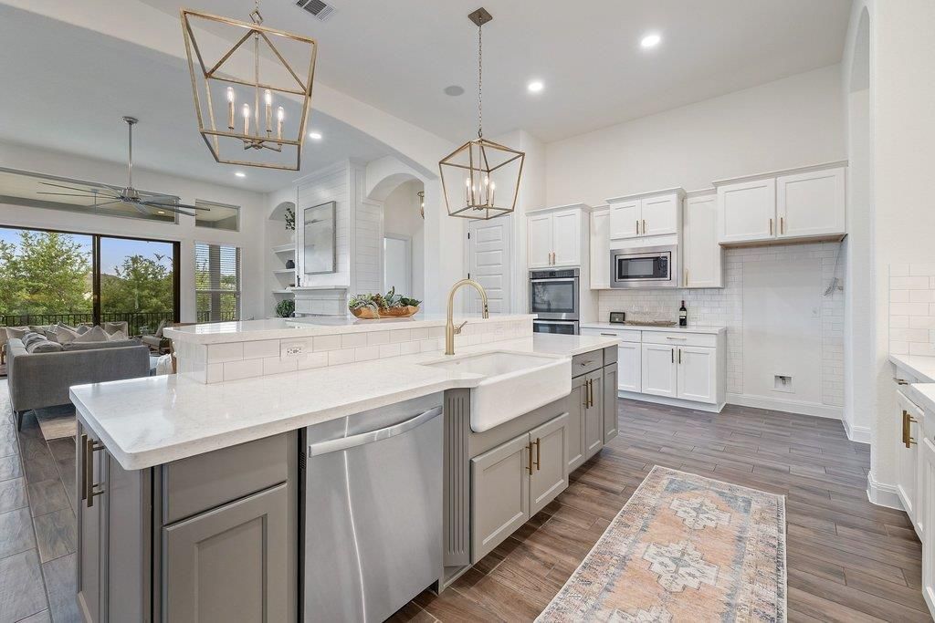 17641 Stratus CV, Dripping Springs, TX 78620