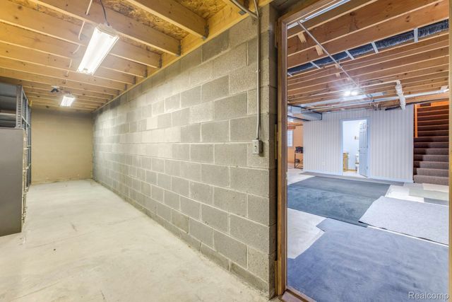 1914 Howard Street, Port Huron, MI 48060