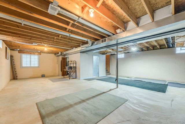 1914 Howard Street, Port Huron, MI 48060