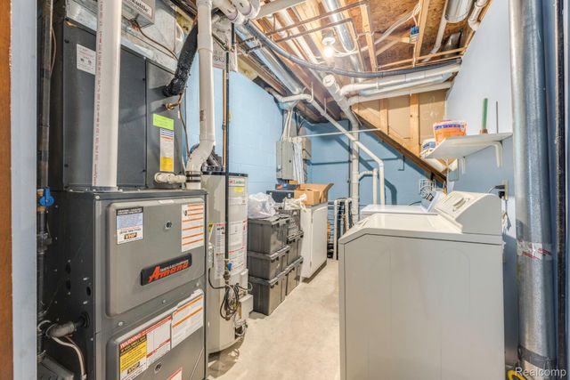 1914 Howard Street, Port Huron, MI 48060