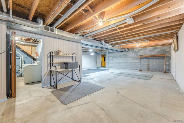 1914 Howard Street, Port Huron, MI 48060