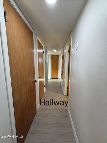 277 Vista Rio Circle 1, El Paso, TX 79912