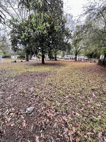 1037 E Crockett Drive, Columbus, GA 31904