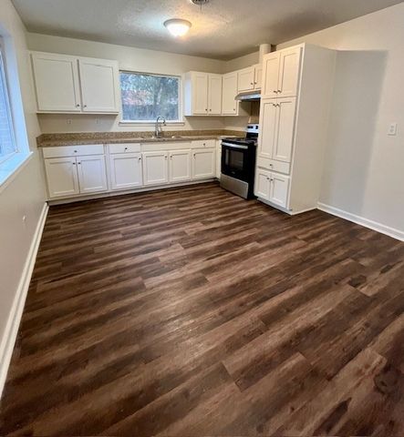 1037 E Crockett Drive, Columbus, GA 31904