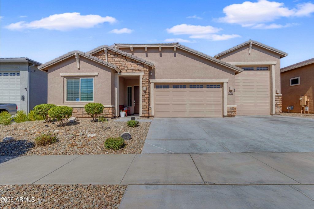 24346 N 170TH Lane, Surprise, AZ 85387