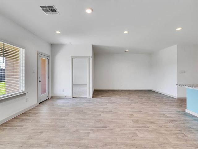8003 Black Forest Lane, Rosharon, TX 77583
