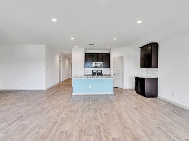 8003 Black Forest Lane, Rosharon, TX 77583