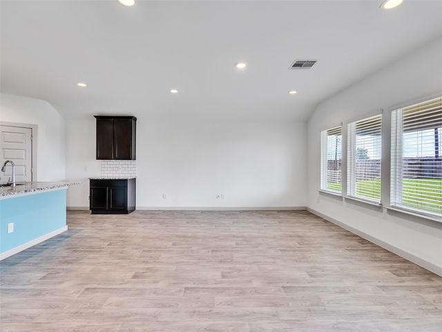 8003 Black Forest Lane, Rosharon, TX 77583