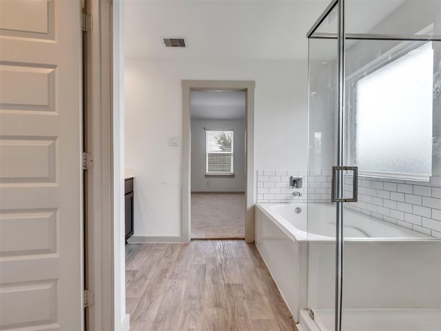 8003 Black Forest Lane, Rosharon, TX 77583