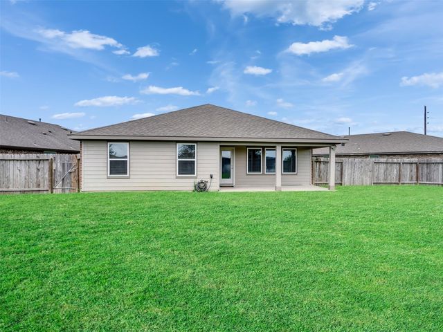 8003 Black Forest Lane, Rosharon, TX 77583