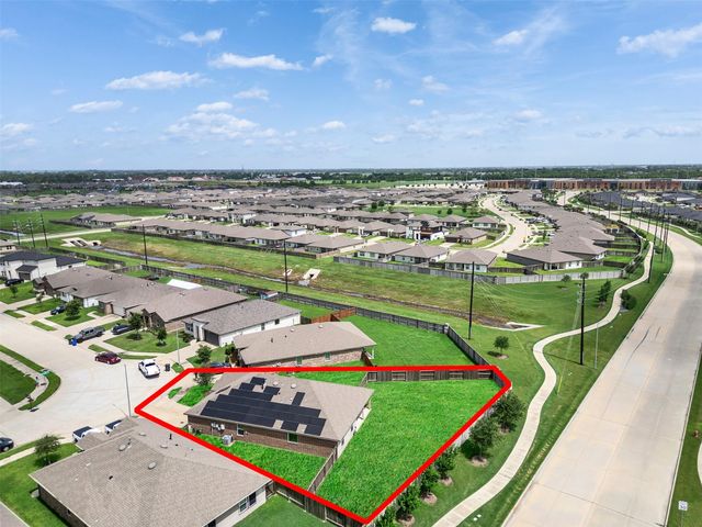 8003 Black Forest Lane, Rosharon, TX 77583