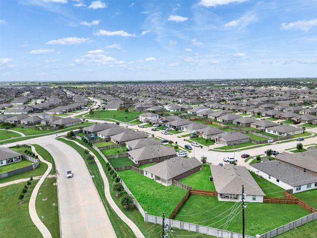 8003 Black Forest Lane, Rosharon, TX 77583