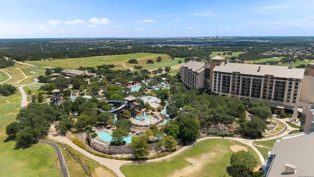 25038 Las Pilas, San Antonio, TX 78261