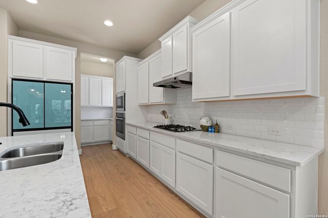 25038 Las Pilas, San Antonio, TX 78261