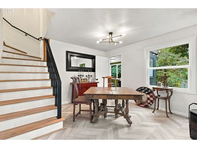 5625 Se OETKIN Rd, Milwaukie, OR 97267