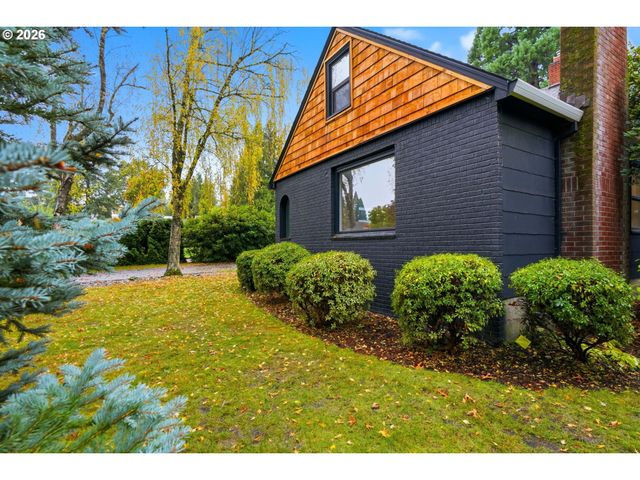 5625 Se OETKIN Rd, Milwaukie, OR 97267