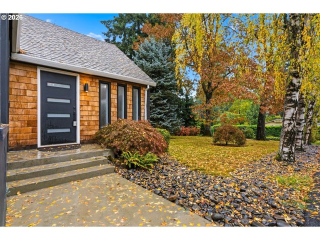 5625 Se OETKIN Rd, Milwaukie, OR 97267