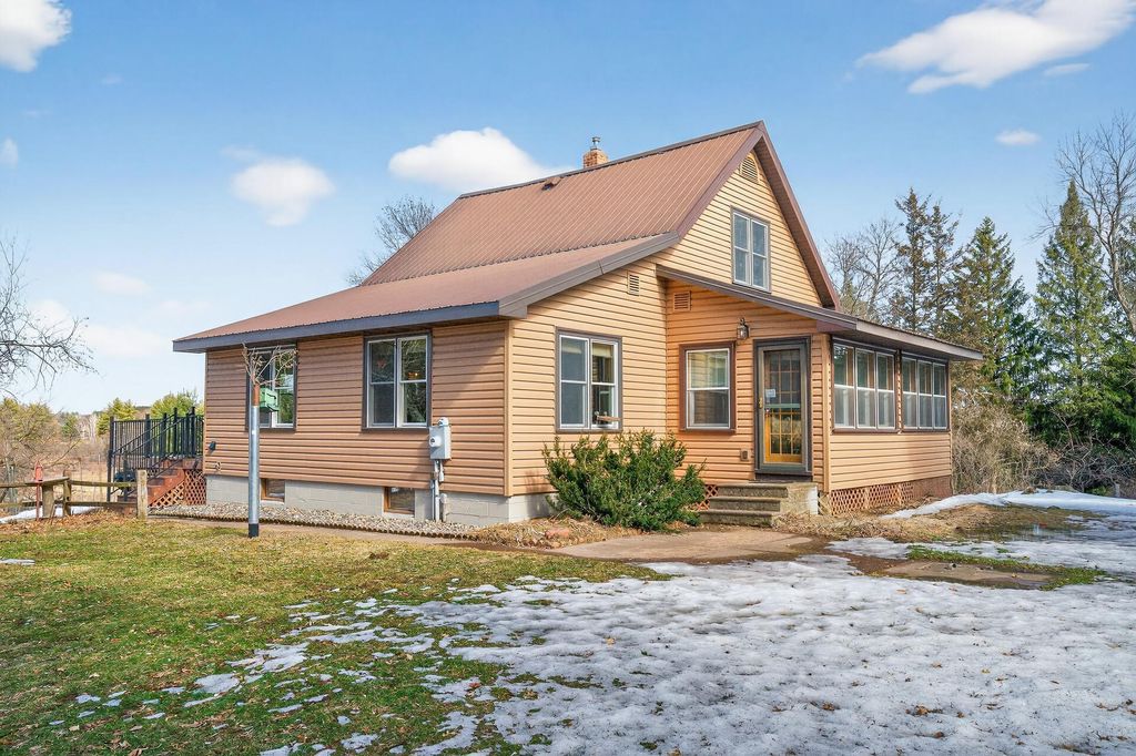 8580 302nd Street, Chisago City, MN 55013