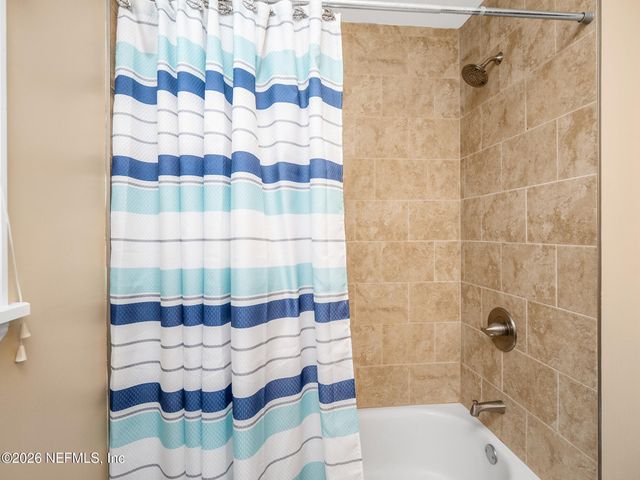 5911 HYDE PARK Circle, Jacksonville, FL 32210