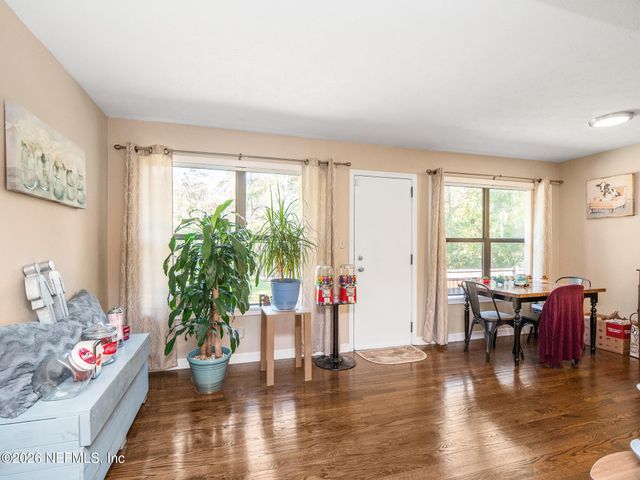 5911 HYDE PARK Circle, Jacksonville, FL 32210