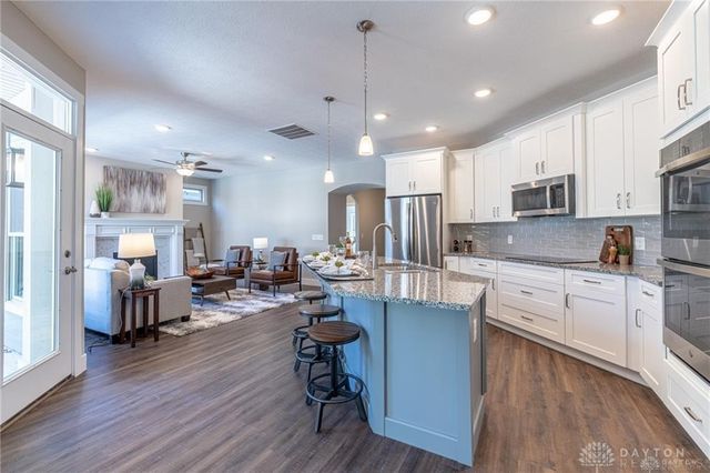 1444 Triple Crown Way, Beavercreek Twp, OH 45385