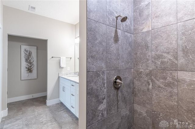 1444 Triple Crown Way, Beavercreek Twp, OH 45385