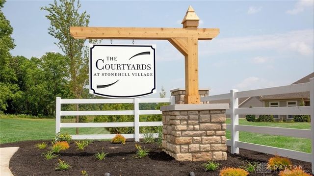 1444 Triple Crown Way, Beavercreek Twp, OH 45385